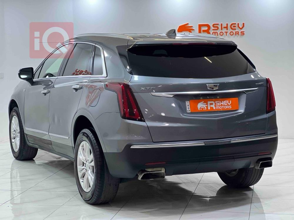 كاديلاك XT5
